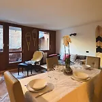 Апартаменти Snow Life House