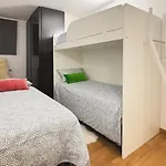 Snow Life House Апартаменти *
